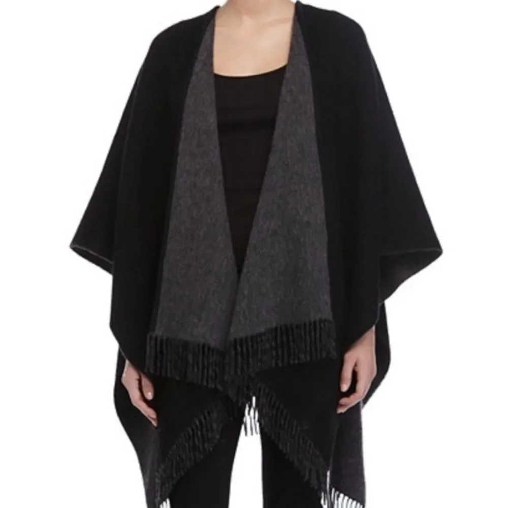 EUC Rag & Bone Double-Faced Fringed Edge Shawl Wrap in NAVY / GRAY